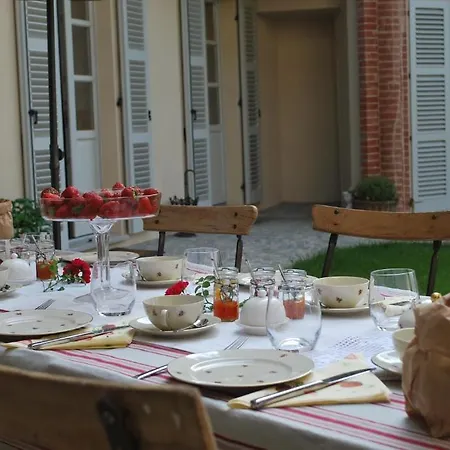 Bed and Breakfast Ca Alfieri Al 30