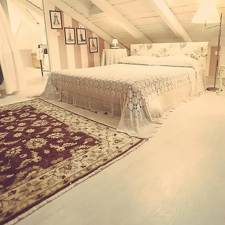 Bed and Breakfast Ca Alfieri Al 30